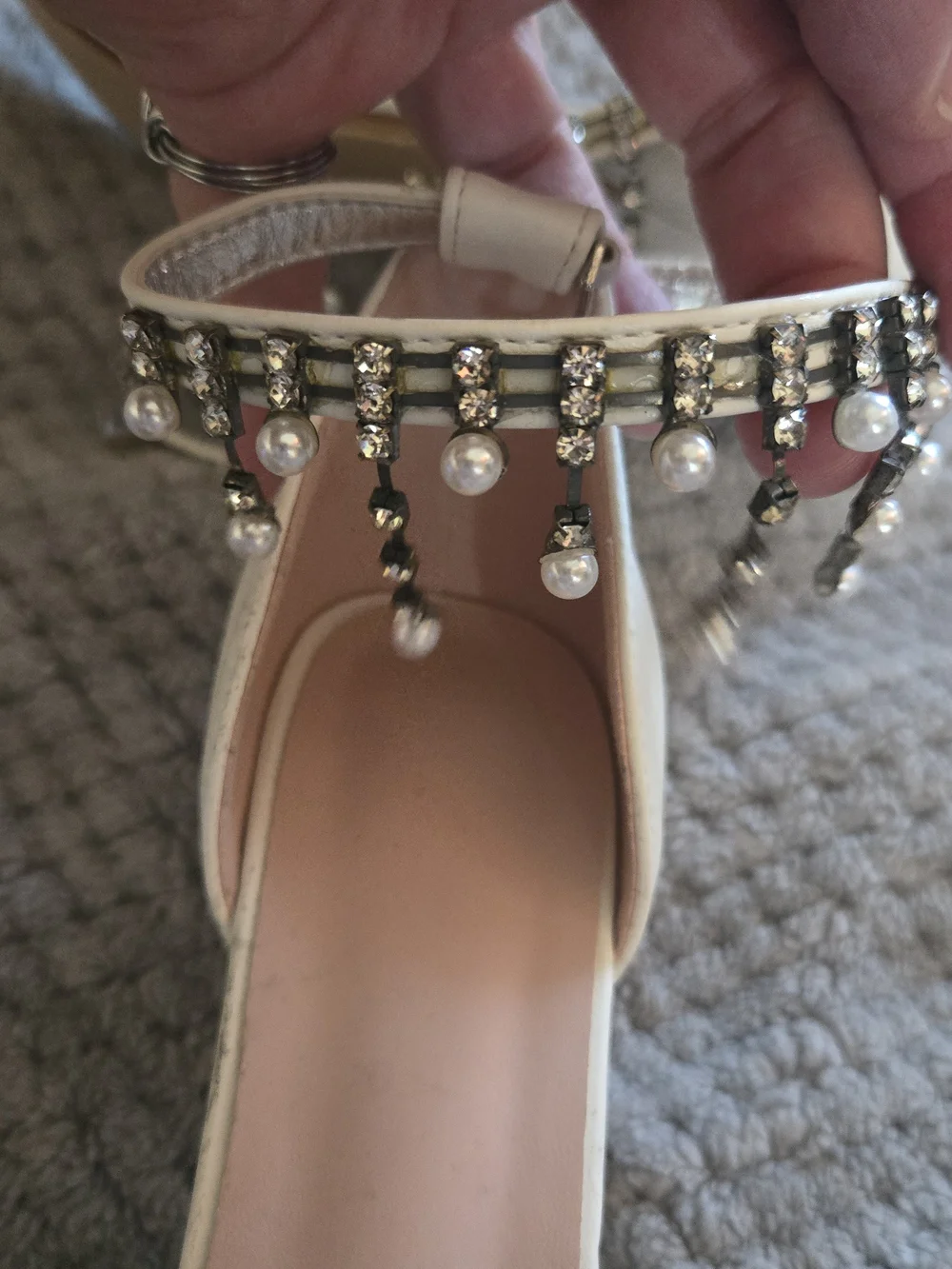 Camssoo Off White Ivory Rhinestone Tassel Stiletto Heels - Size 7.5 NWOT